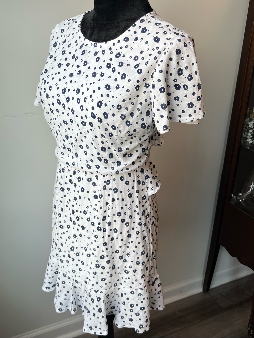 NWOT Princess Polly White and Navy Floral Cutout Mini Dress - US 8 - Picture 8 of 12